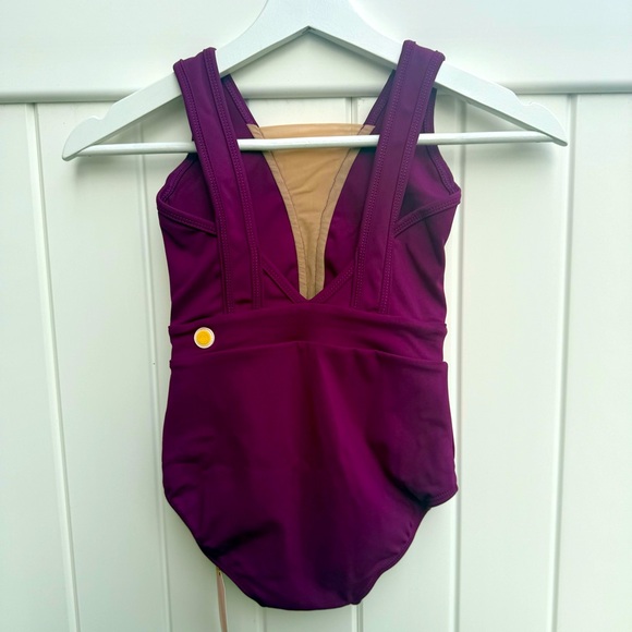 NWT Tiger Friday Dancewear Oscar Leotard with Porcelain Mesh CXL Color Mulberry - Picture 2 of 9